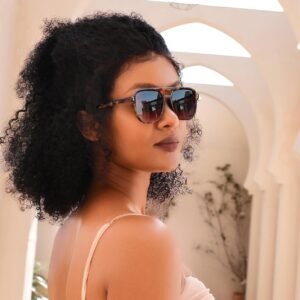 Tortoise Square Sunglasses – Brown Gradient Lens