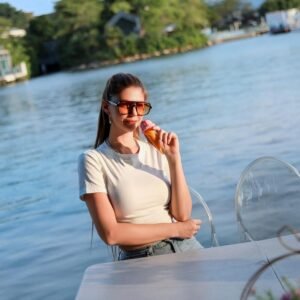 Oversized Square Sunglasses – Brown Gradient, Unisex